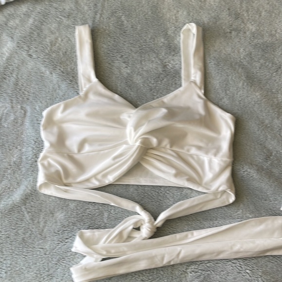 No brand . Size S color white - Picture 4 of 5